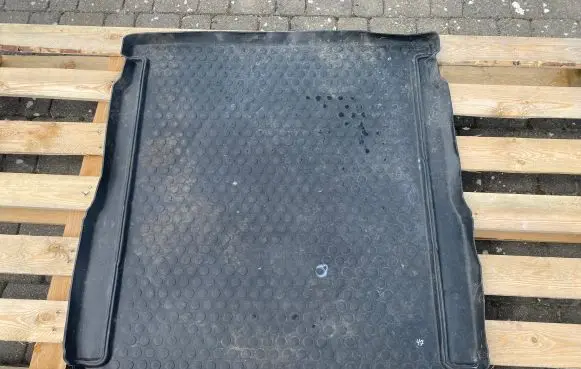 Volkswagen PASSAT B6 Rubber trunk/boot mat liner 