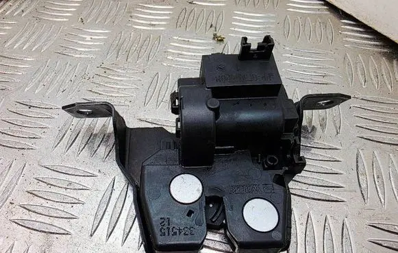 Mini One - Cooper F56 F55 Tailgate/trunk/boot lock/catch/latch 7337576