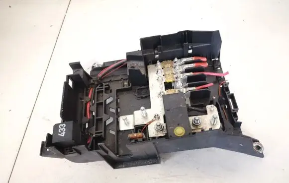 Volkswagen Touareg I Fuse box set 7l0937548