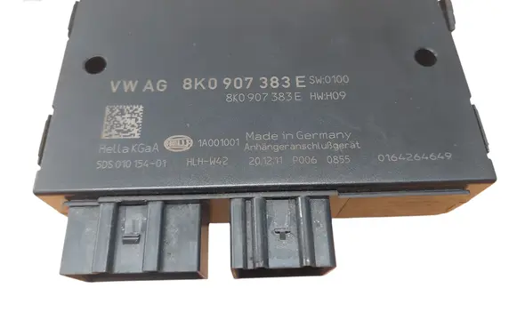 Audi A4 S4 B8 8K Tow bar trailer control unit/module 8K0907383E