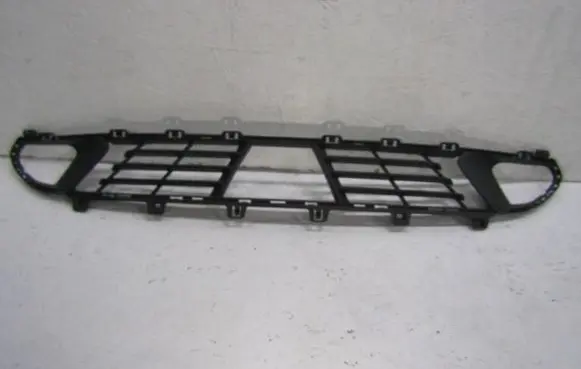 BMW 3 G20 G21 Front bumper lower grill 7464199