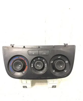 Fiat Doblo Climate control unit