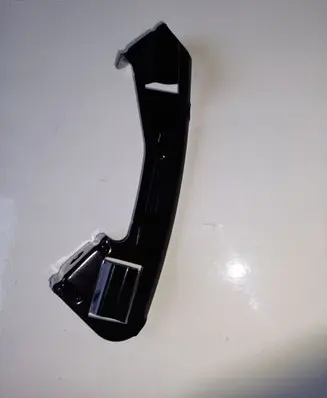 Hyundai Accent Front bumper mounting bracket 865831E000