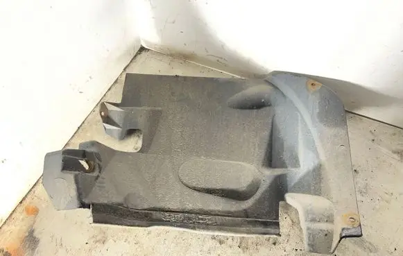 Iveco Daily 6th gen Front wheel arch liner splash guards 5801592584