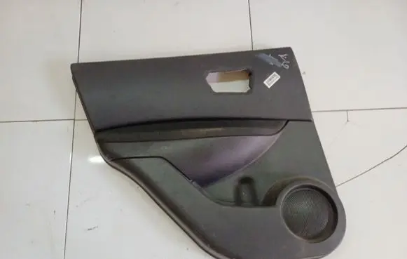 Nissan Qashqai Rear door card panel trim 82977JD900