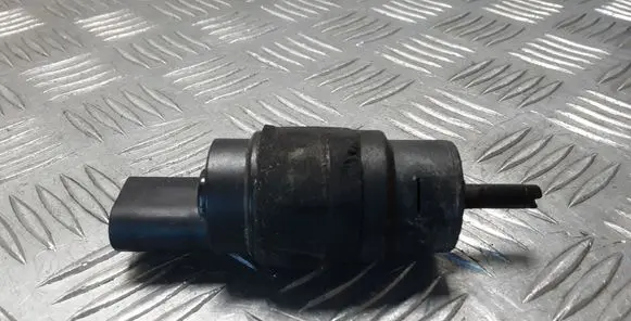 Audi A5 Sportback 8TA Windscreen/windshield washer pump 8K5955647