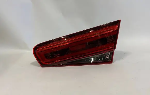 Audi A3 S3 8V Tailgate rear/tail lights 8V3945094E