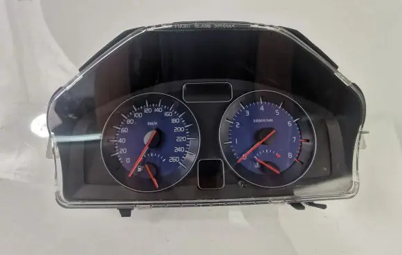 Volvo V50 Speedometer (instrument cluster) 30733371