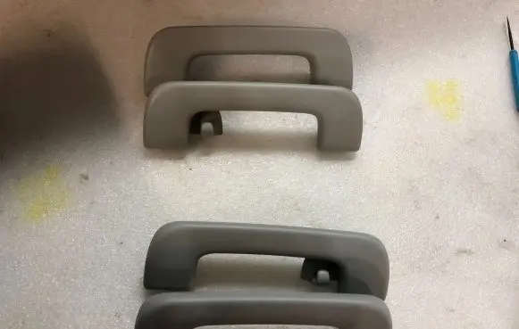 Audi Q7 4M Front interior roof grab handle 80A857607A 80A857607