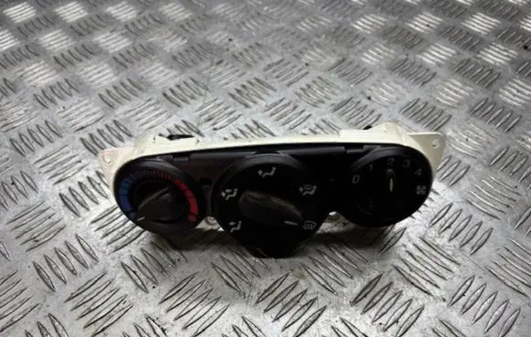 Ford Focus Climate control unit 98AB18C419