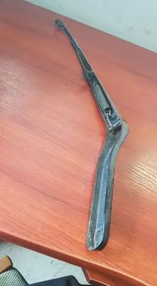 BMW X5 E53 Front wiper blade arm 24016990 8245372