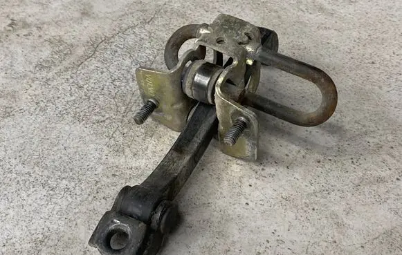 Volvo V50 Front door check strap stopper 30661442 16179