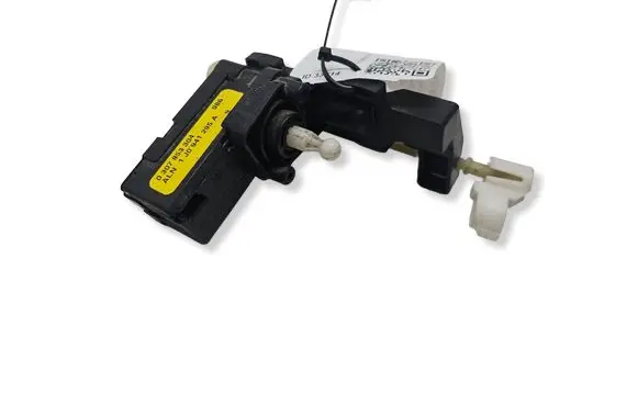 Volkswagen PASSAT CC Headlight level adjustment motor 0307853304