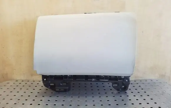 Volvo XC90 Glove box set 31366837