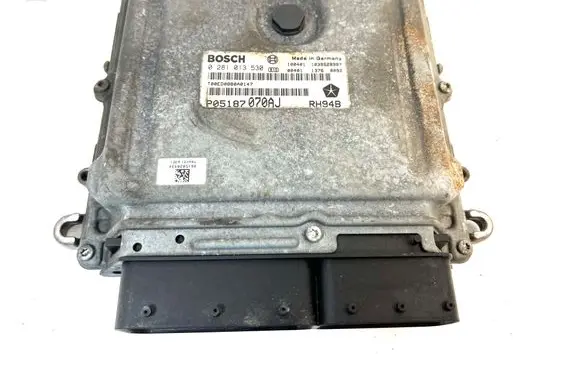 Chrysler Grand Voyager V Engine control unit/module 0281013530 P05187070AJ