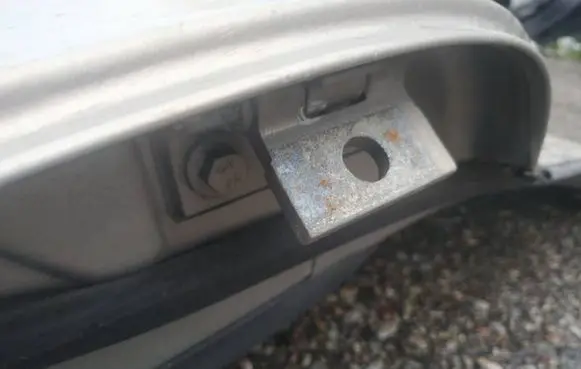 Volvo V70 Rear door lower hinge