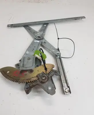 KIA Carens I Rear window lifting mechanism without motor