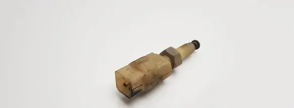Audi A4 S4 B5 8D Brake pedal sensor switch 4A0945515A