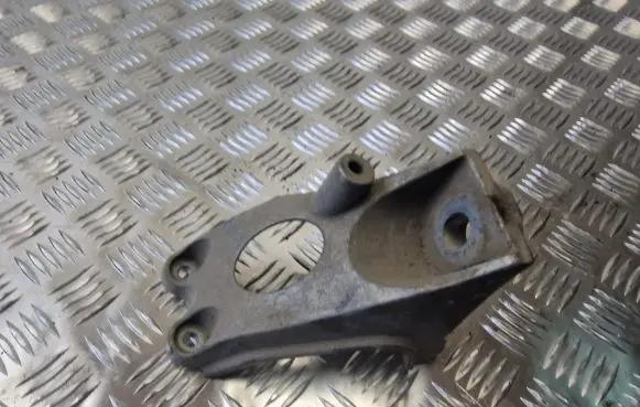 Audi A8 S8 D3 4E Gearbox mounting bracket 4E0399114BB