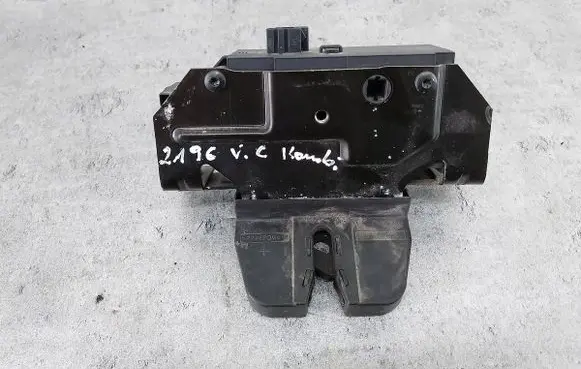 Opel Signum Tailgate lock latch 495072894