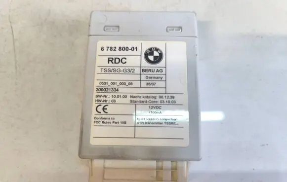 BMW X5 E70 Tire pressure control unit 6782800 200021334 053100100308