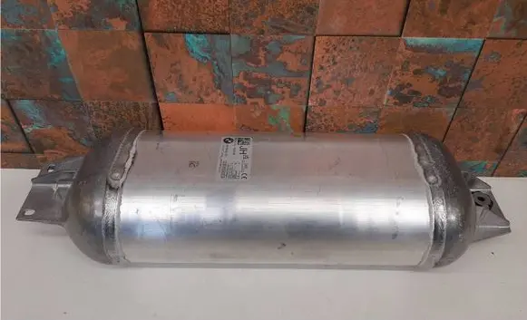 BMW X6 G06 Vacuum air tank 6878492 37206878492
