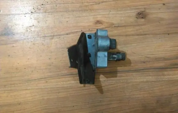 Peugeot 605 Air pressure sensor 0281002063 nenutatytas