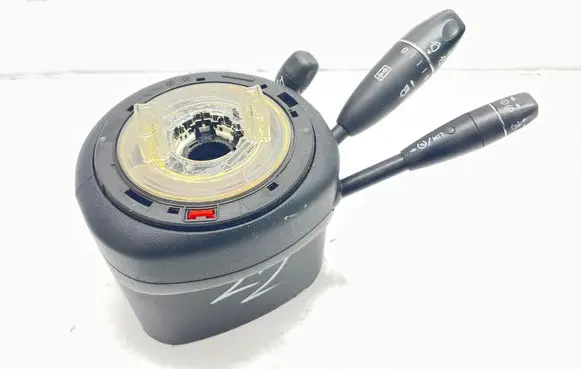 Mercedes-Benz E C207 W207 Wiper turn signal indicator stalk/switch A2124409103