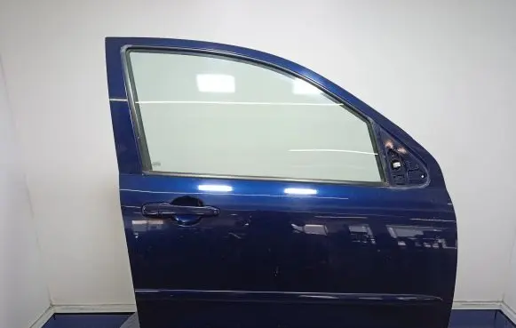 Mazda 2 Front door