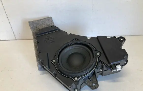KIA Sportage Subwoofer speaker 963803W000