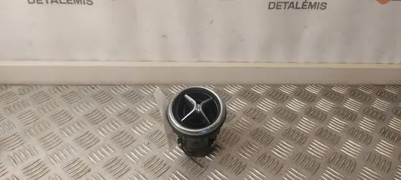 Mercedes-Benz CLA C117 X117 W117 Dash center air vent grill A1178300354