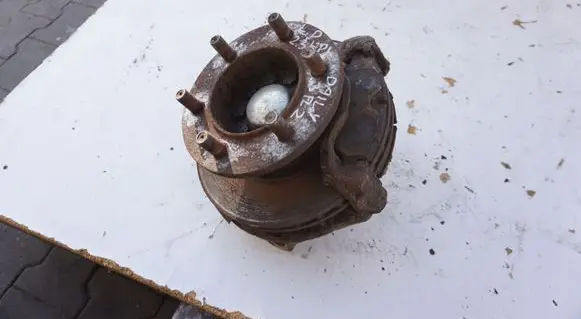 Volvo XC40 Front wheel hub