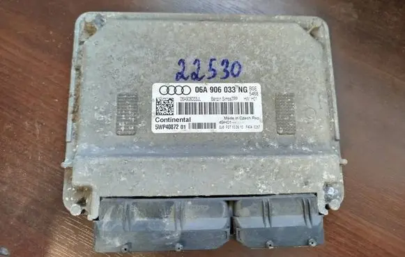 Audi A6 S6 C6 4F Engine control unit/module 06a906033ng