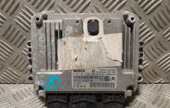 Citroen C4 I Engine control unit/module 9656840980 9653958980 0281011630