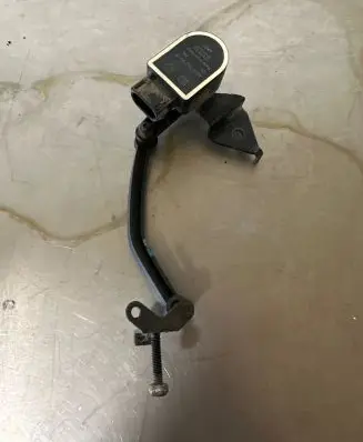 Mercedes-Benz ML W166 Air suspension front height level sensor A0045429918 6832 030314