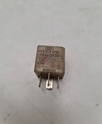Volkswagen Touran I Other relay 443919578C