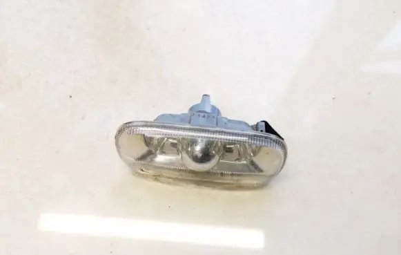 Audi A4 S4 B6 8E 8H Front fender indicator light 8e0949127