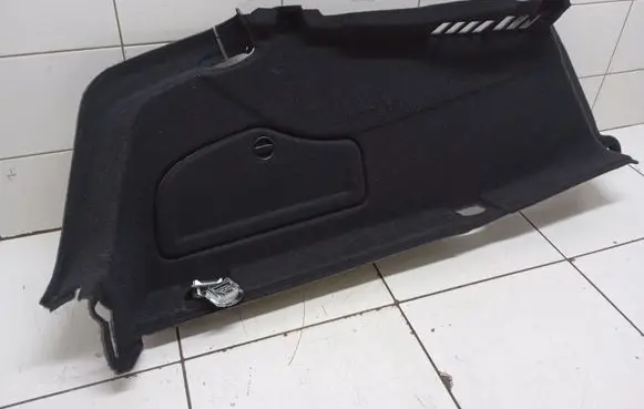 Audi A6 C7 Trunk/boot side trim panel 4G5863887D