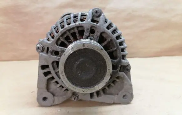 Nissan Almera N16 Generator/alternator A2TB6481