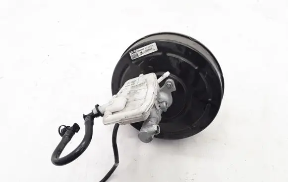 Opel Vivaro Brake booster 472106774R
