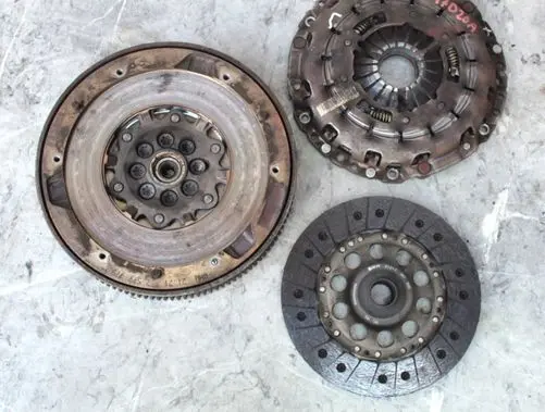 BMW 1 E81 E87 Clutch set kit COMLINEECK372F 600023400 4005108994424