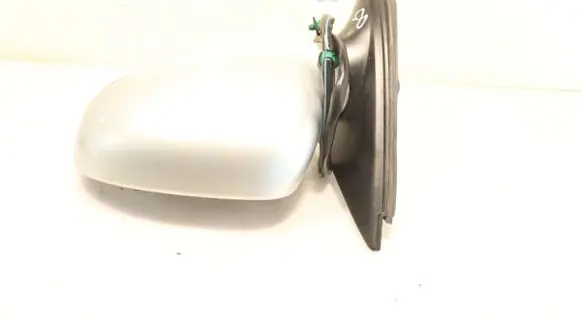 Volkswagen Jetta V Front door electric wing mirror 