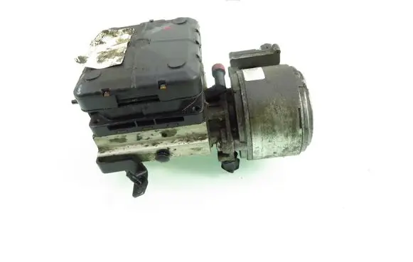 Citroen C5 Air suspension compressor/pump 