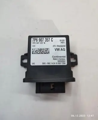 Volkswagen Touareg II Light module LCM 7P6907357C