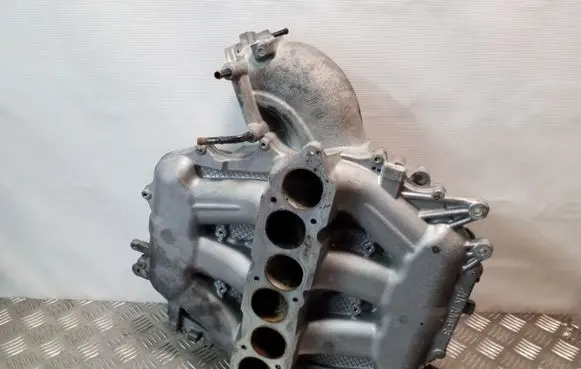 Infiniti FX Intake manifold