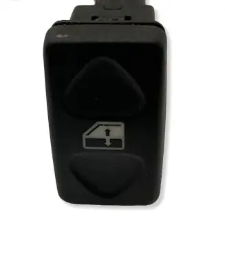 Land Rover Discovery Electric window control switch YUF101520 03035102