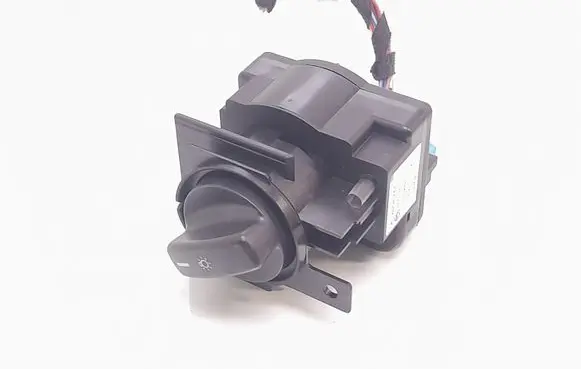 Mercedes-Benz B W245 Light switch 1695451004 32220101 0528688