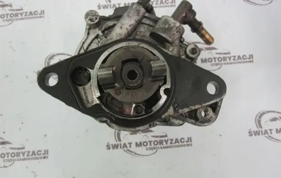 Opel Combo C Vacuum pump 55193232
