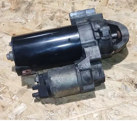 BMW X1 E84 Starter motor 7801203 12417801203