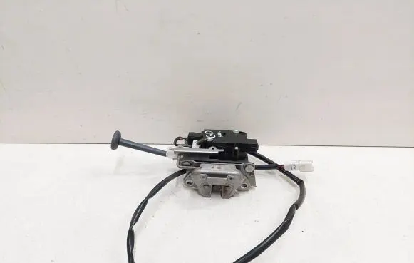 Subaru Forester SH Seat back rest lock catch 0D06